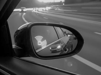 blind-spot-detection-system-bw