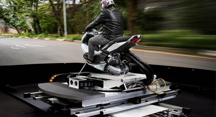 Ground-breaking dynamics grade motorcycle simulator enables Driver-In
